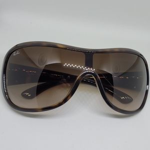 Ray-Ban Sunglasses RB4099